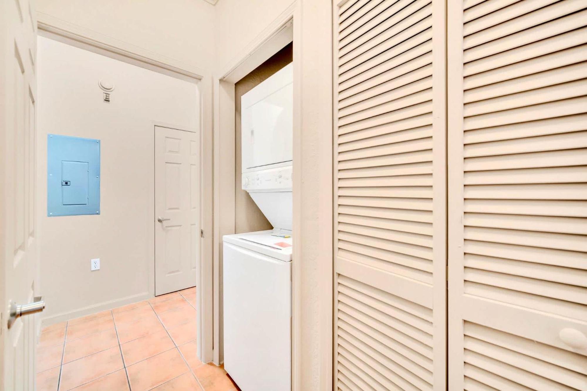 Luxury 2Br Condo - Pool & Hot Tub - Near Disney Orlando Exterior photo